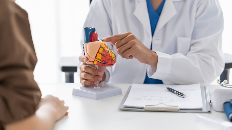 Estudo traça perfil de pacientes com doença cardíaca grave atendidos no Huol-UFRN/Ebserh e submetidos à estimulação cardíaca artificial