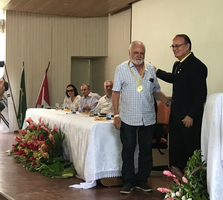 medalhas comemorativas jubileu de ouro.jpeg