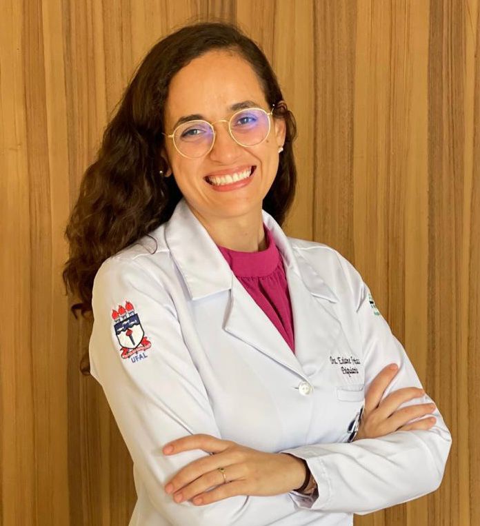 thumbnail_Esiane de Freitas Correia desenvolveu atividades no HUPAA-Ufal e foi escolhida como melhor residente em psiquiatria da região Nordeste.jpg