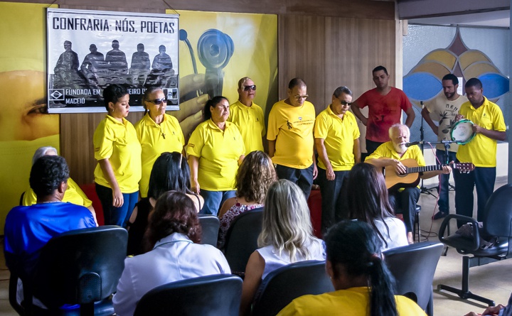 poesiaemfoco20042016-1
