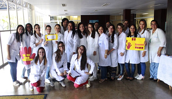 20150505-diamundialdehigienizac3a7c3a3odasmc3a3os