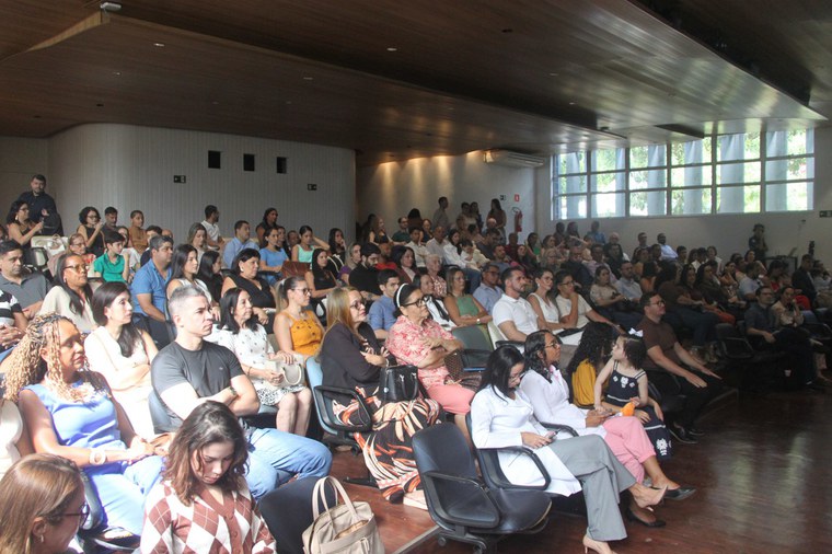 HUPAA recebe mais 69 servidores para integrar quadro funcional da UTI Pediátrica