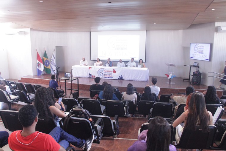 Encontro científico discute epidemiologia, diagnóstico e pesquisa em doenças fúngicas