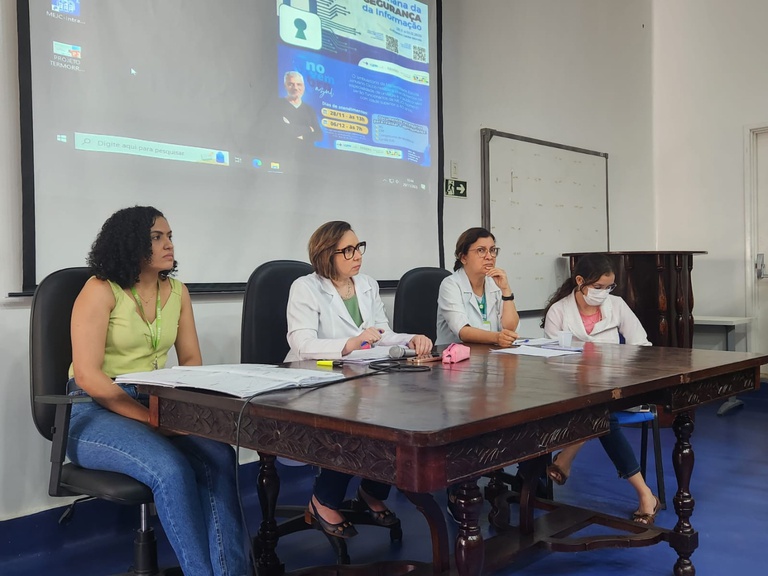 Estudo de caso equipe da frança e UTI Neonatal 2.jpeg