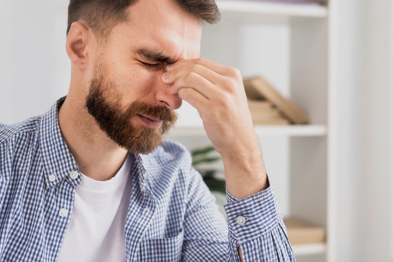 portrait-stressed-male-work-thinking.jpg
