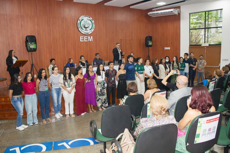 geral auditório EEM.jpg