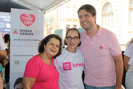 O secretário de saúde de MG com as professoras Sônia e Benigna