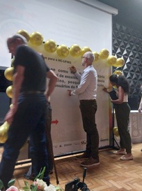 Visão: Consolidar-se como uma rede de hospitais universitários de excelência para o SUS.