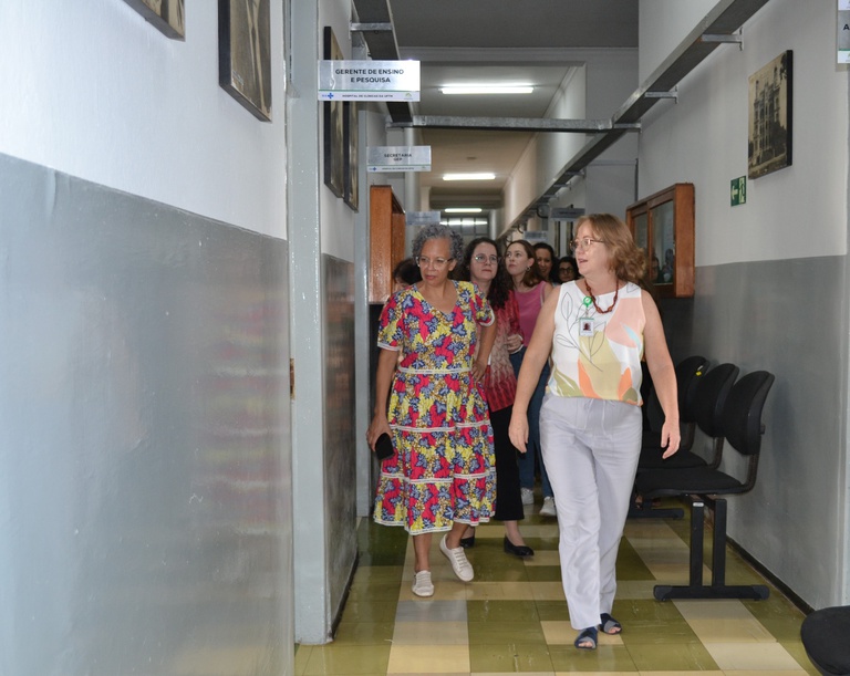 Visita às novas dependências da GEP.jpg