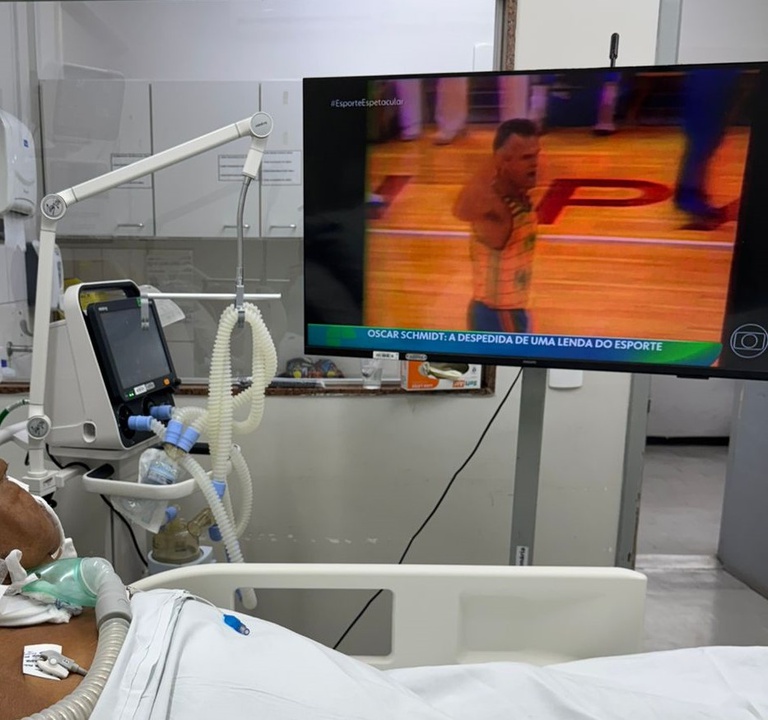 paciente-assiste-tv - cópia.jpeg