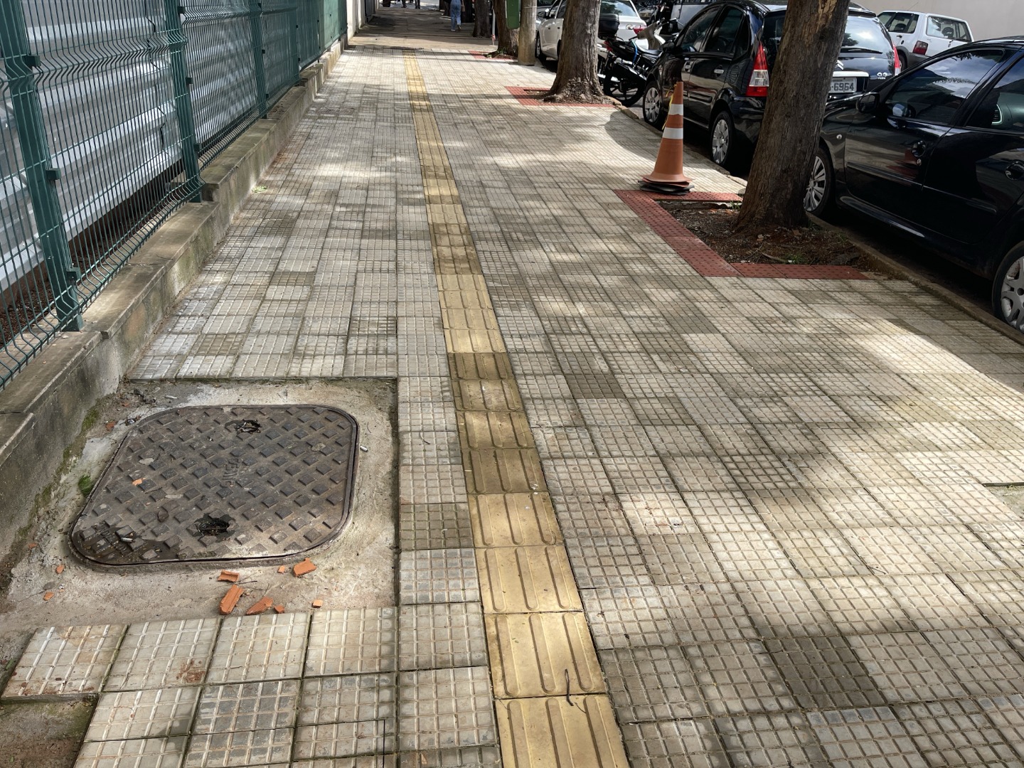 Calçada com sinalização Tátil - 8BJU