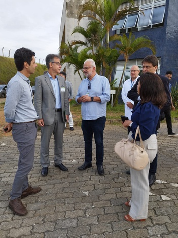 Arthur Chioro conheceu instalações internas e externas do HU