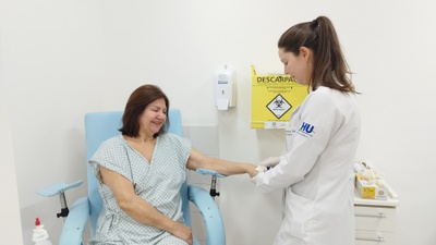 Joana Darc dos Reis, de 70 anos, foi uma das primeiras pacientes a realizar um exame com o novo tomógrafo, e aguardava ansiosamente o equipamento entrar em funcionamento