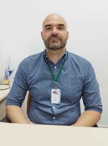 O gerente de Ensino e Pesquisa, Thiago Nascimento, ressaltou os investimentos feitos no último ano, com estruturação de salas de preceptoria e entrega de novas salas de aula: "São ações concretas que impactam diretamente a experiência de estudantes, residentes, preceptores e docentes, fortalecendo o HU-UFJF como um espaço de excelência na formação em saúde”.