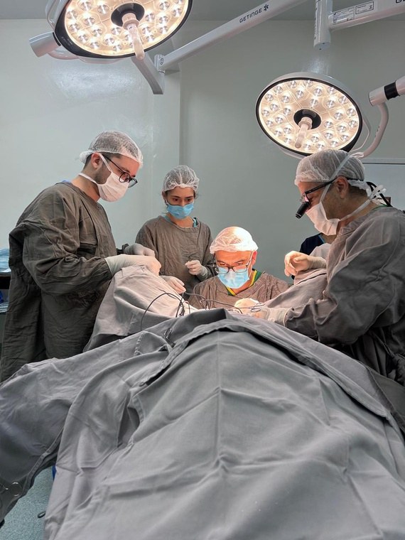 Nova técnica cirúrgica para pessoas trans é realizada durante capacitação no HU-UFJF/HU Brasil