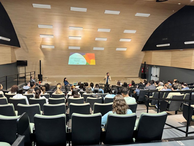 HU-UFSCar encerra Mês do Trabalhador com ações de valorização
