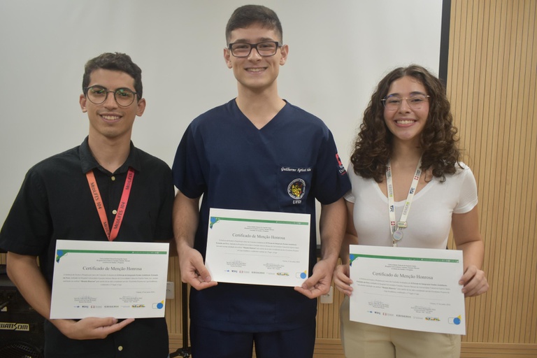 Foto - Programações impulsionam o ensino, a pesquisa e a inovação em saúde na unidade hospitalar (1).jfif