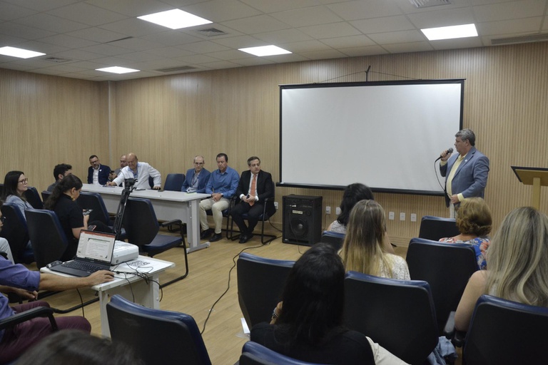 Foto - Programações impulsionam o ensino, a pesquisa e a inovação em saúde na unidade hospitalar (4).jfif