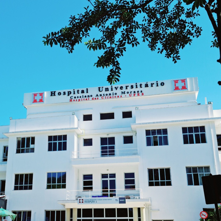 fachada do Hucam-Ufes (2).jpg