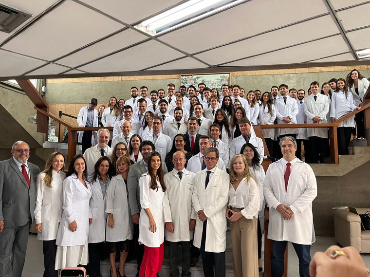 HUSE-Unirio celebra conclusão de turmas dos programas de residência médica e multiprofissional