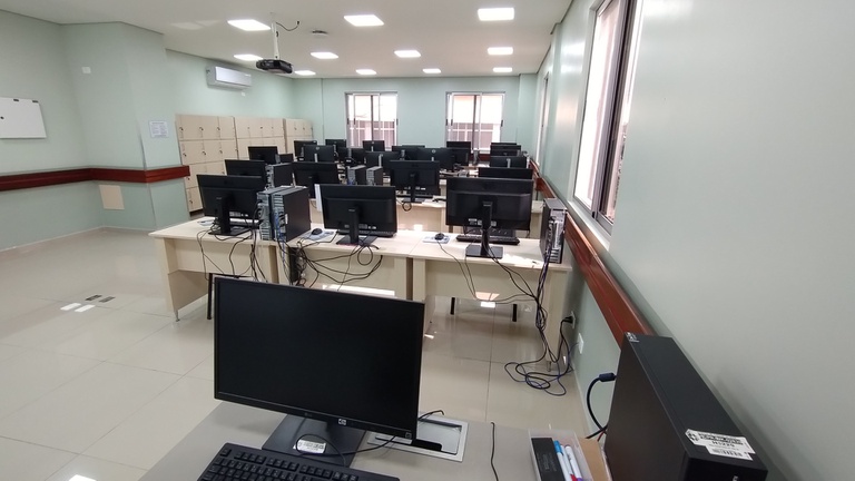 Laboratório de Informática - entrada