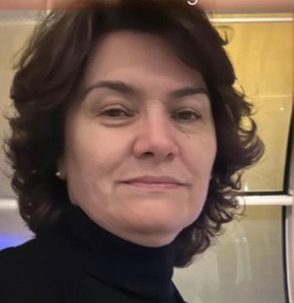 Cláudia Vasconcelos, neurologista e coordenadora do Ambulatório de Neuroimunologia/Esclerose Múltipla e Doenças Desmielinizantes do HUGG-Unirio