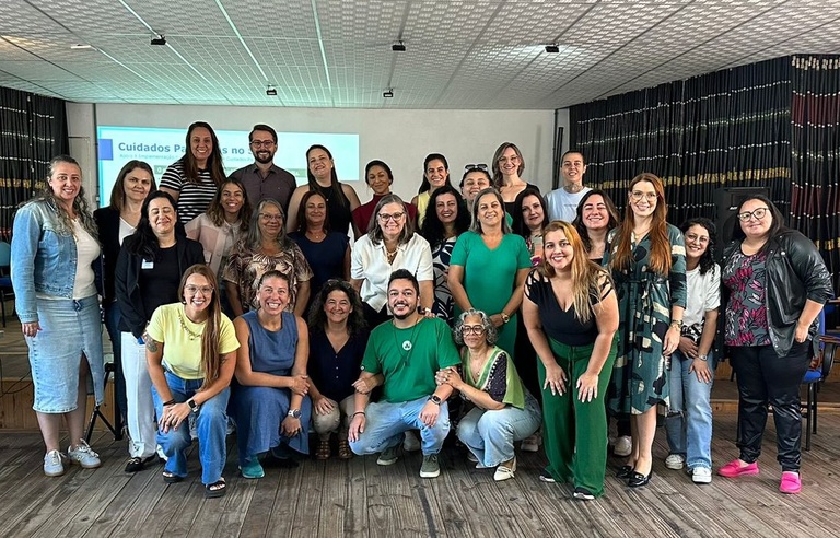 Profissionais do HE-UFPel e instrutores do Proadi-SUS reunidos em Pelotas, durante o mês de março