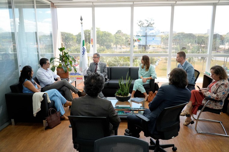 Colegiado Executivo do HE-UFPel cumpre agenda institucional em Brasília