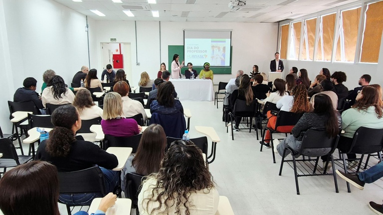 Homenagem aos professores.jpg