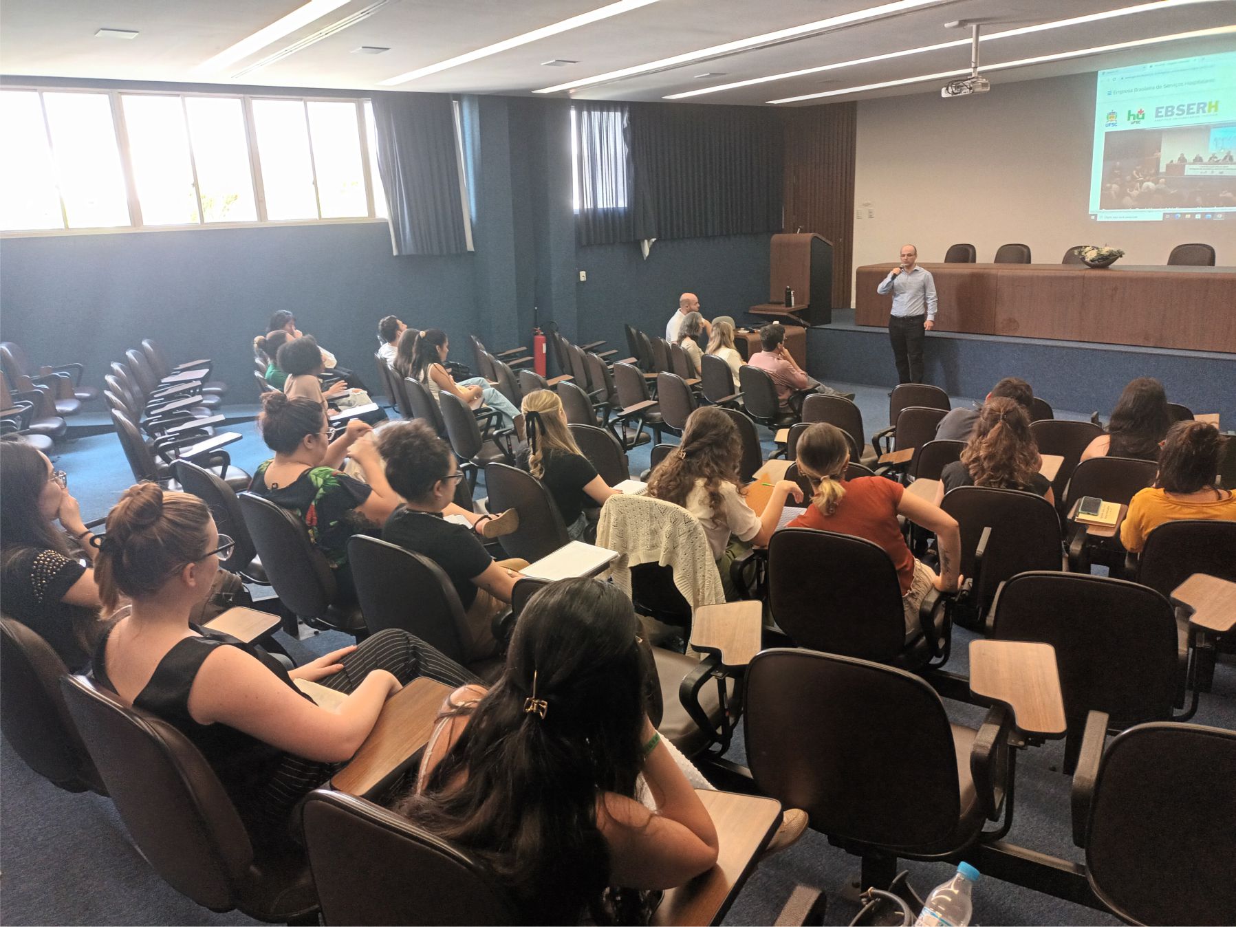 Superintendente abriu a recepção aos residentes