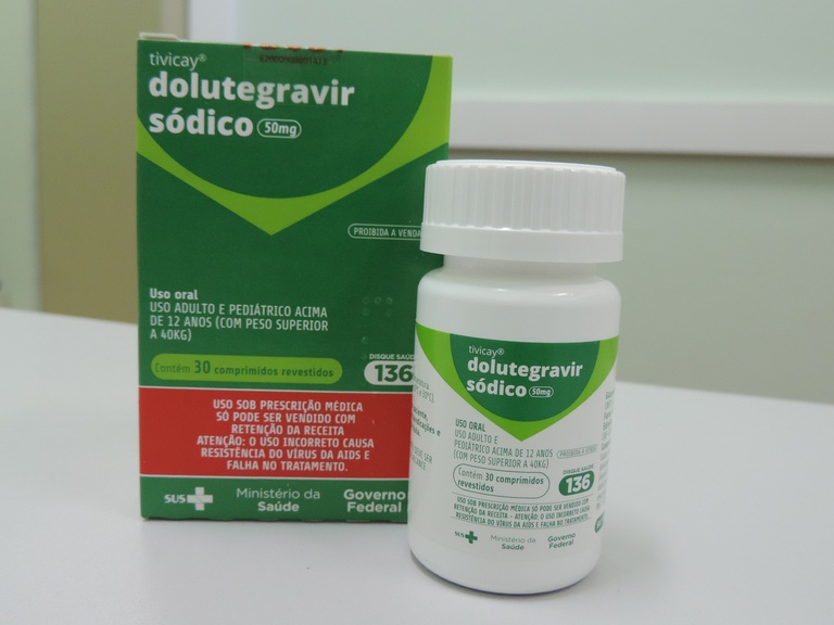 novoantiretroviral