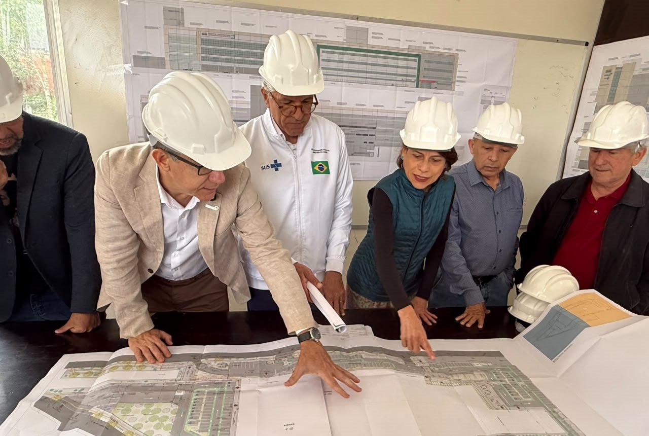 HU Brasil e Ministério da Saúde fazem visita técnica às futuras instalações do novo hospital da Unifesp em São Paulo