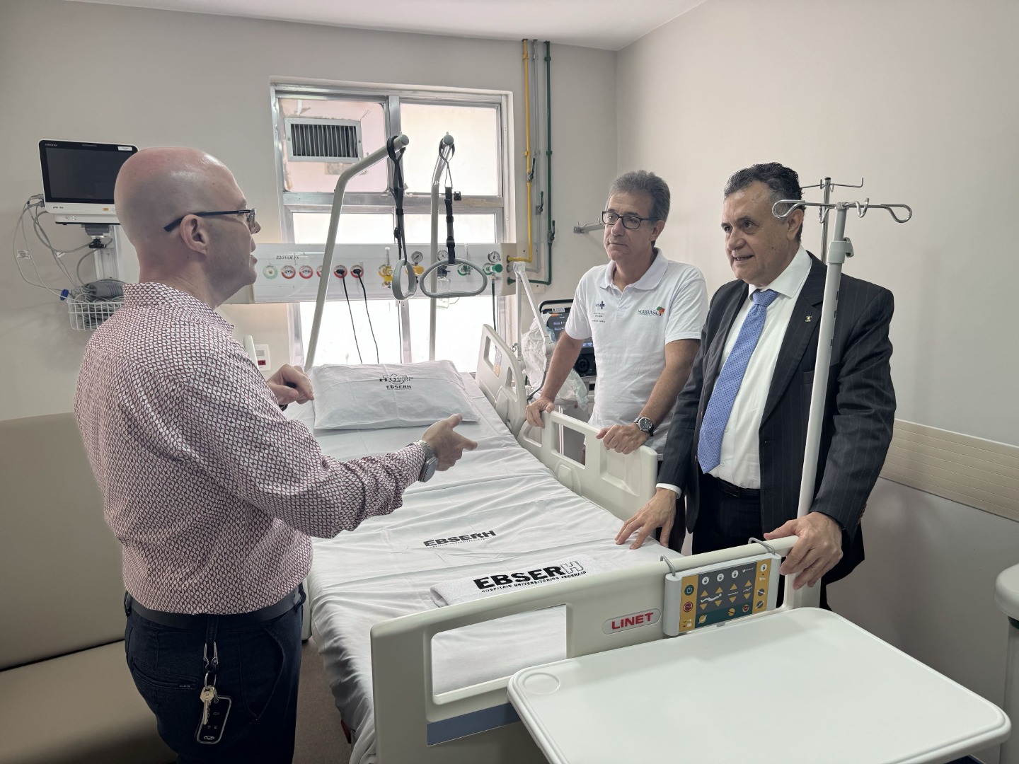 Visita técnica ao Huse-Unirio apresenta novos leitos e instalações assistenciais