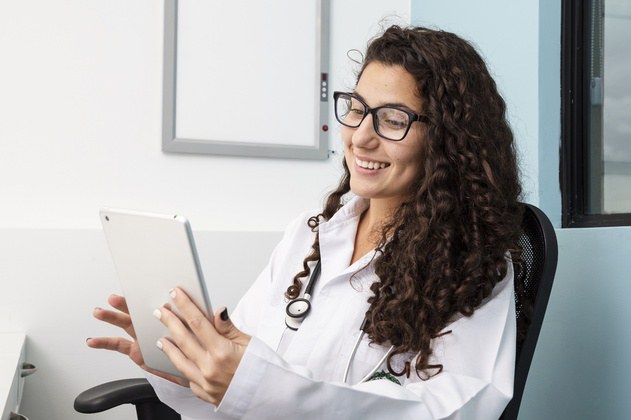 HU Brasil inicia implementação do AGHU 11, sistema com foco na segurança do paciente e eficiência hospitalar