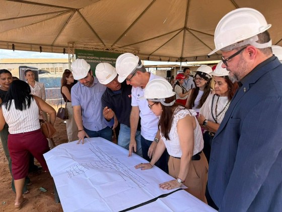 Representantes da HU Brasil, UFCA e Sesa visitam obras do Hospital Universitário em Juazeiro do Norte (CE)