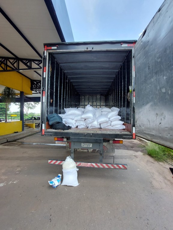 2021-12-03_apreensao_agrotoxicos_Ibama_SP