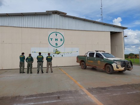 2021-11-29_operacao_Ceres_fiscaliza_agrotoxicos_Ibama_MG