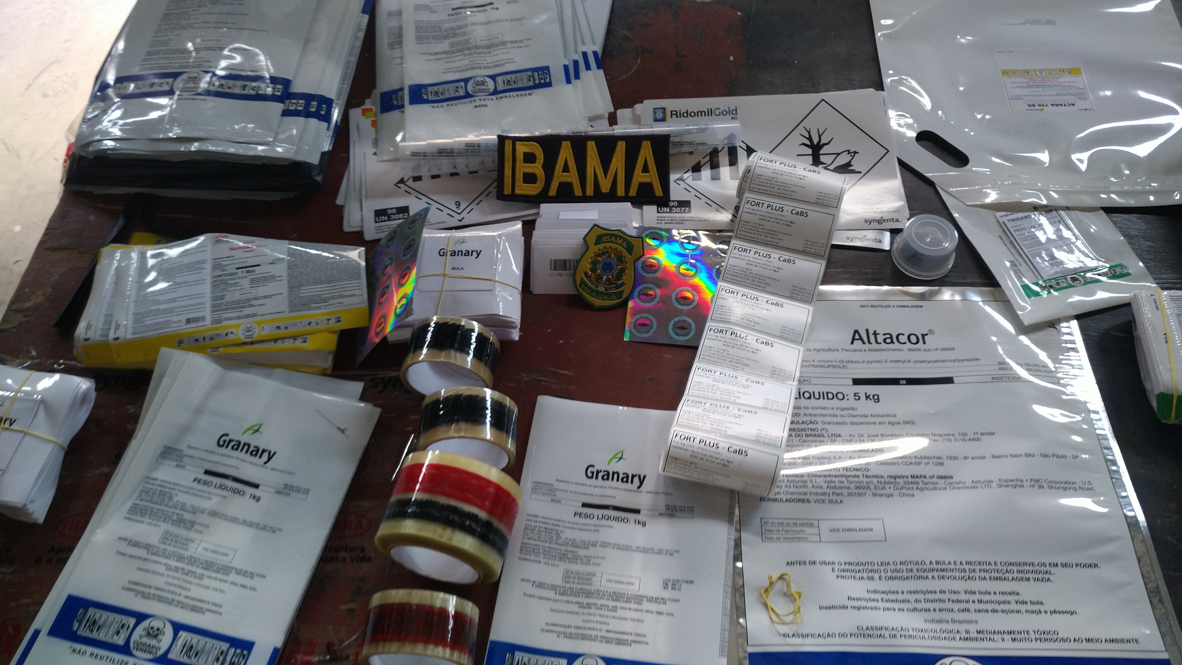 2021-06-11-operacao-agrotoxicos-ilegais-GO-Ibama