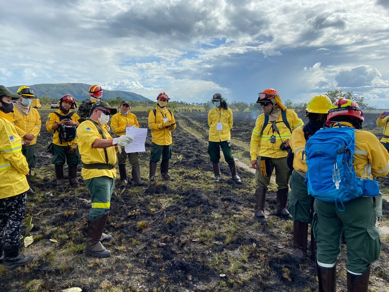 2021-12-09_curso_queima_prescrita_Ibama