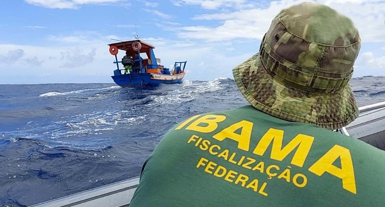 2022-02-01_defeso_lagosta_litoral_Ibama