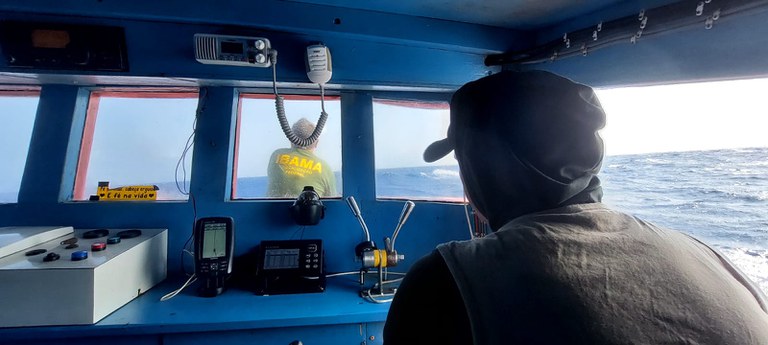 Ibama apreende 11 km de rede caçoeira no RN, petrecho proibido para captura da lagosta