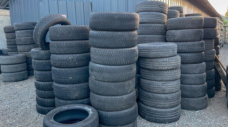 2025-12-29 Destinação correta de pneus reduz riscos ambientais e de saúde pública.jpeg