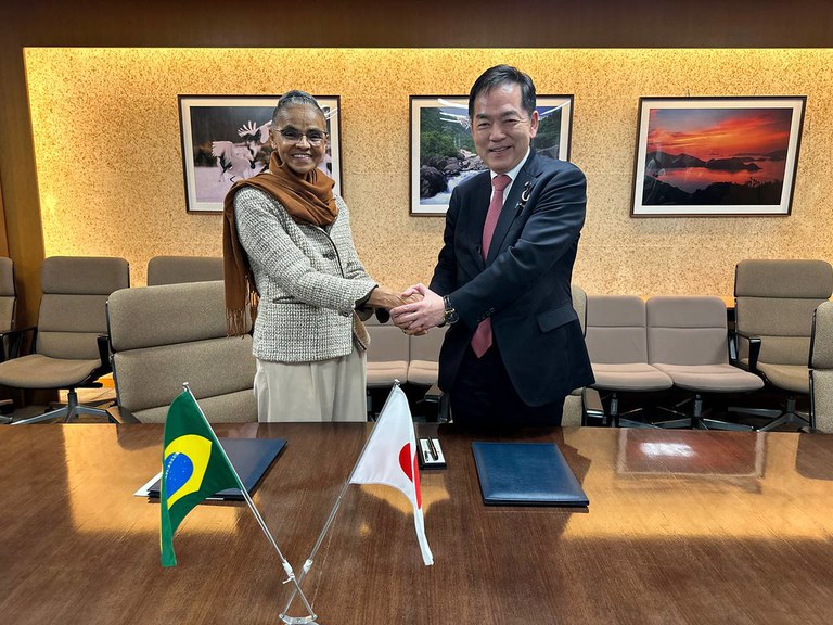 Memorando foi assinado na sede do Ministério do Meio Ambiente do Japão em Tóquio