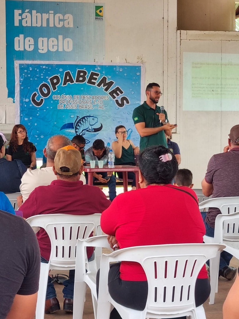 2025-11-24 Servidor do Ibama na reunião sobre o defeso.jpeg