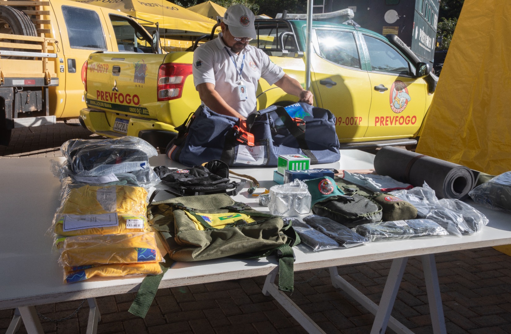 2025-08-21 Logística reforça brigadas do Ibama e ampliam presença no combate ao fogo.jpg