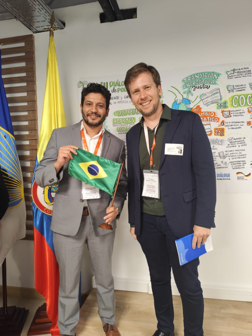 2025-05-21 Servidores do Ibama em evento realizado em Bogotá, Colômbia.png