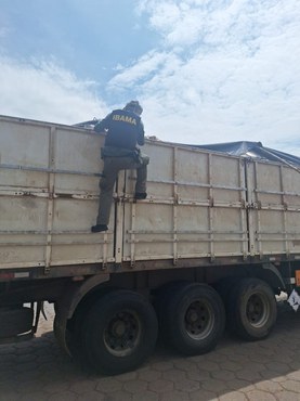 Veículos de transporte foram inspecionados visando prevenção de acidentes ambientais