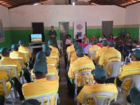 Ibama celebra a contratação da brigada de Itaetê para enfrentamento do fogo na Bahia