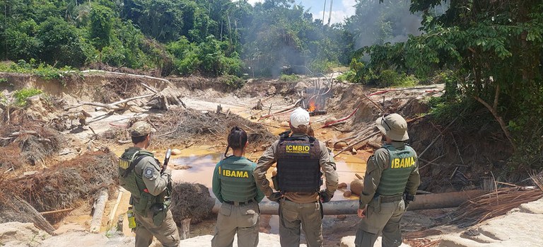 Ibama desarticula garimpo na Terra Indígena Kuruáya