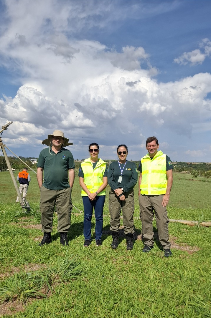 2025-12-04 Equipe do Ibama sobe o depósito dos rejeitos do Césio-137.jpg